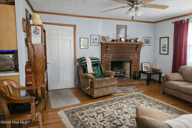 1221 Crescent Drive, Elizabeth City, NC 27909