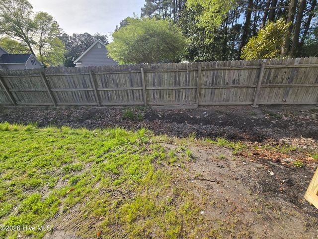 1221 Crescent Drive, Elizabeth City, NC 27909