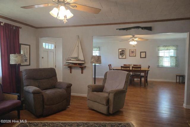 1221 Crescent Drive, Elizabeth City, NC 27909