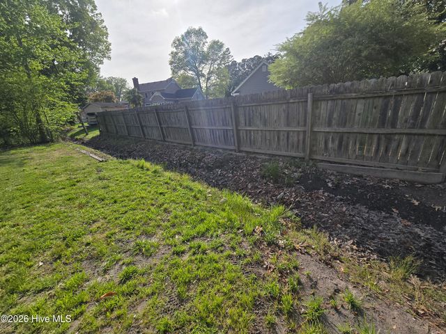 1221 Crescent Drive, Elizabeth City, NC 27909