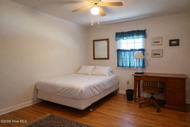 1221 Crescent Drive, Elizabeth City, NC 27909
