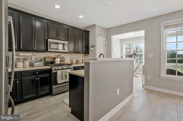 10613 BRISTOW STATION DR, Bristow, VA 20136