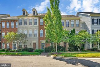 10613 BRISTOW STATION DR, Bristow, VA 20136