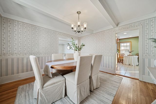 27 Vernon St, Haverhill, MA 01835