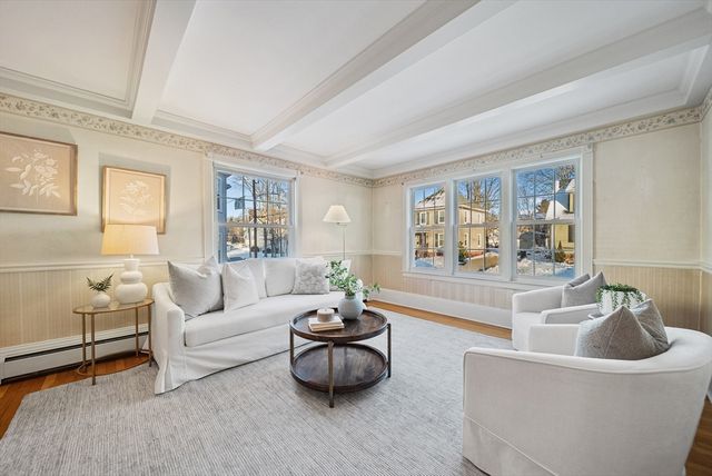 27 Vernon St, Haverhill, MA 01835