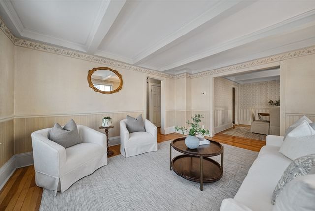 27 Vernon St, Haverhill, MA 01835