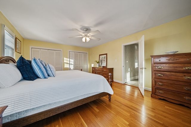 27 Vernon St, Haverhill, MA 01835