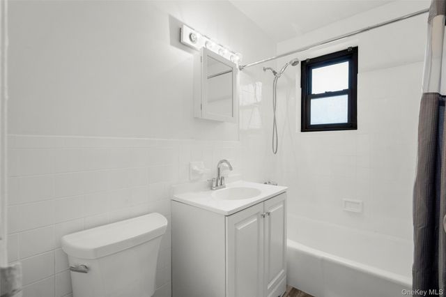 77 Carpenter Avenue 4T, Mount Kisco, NY 10549