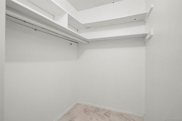 77 Carpenter Avenue 4T, Mount Kisco, NY 10549