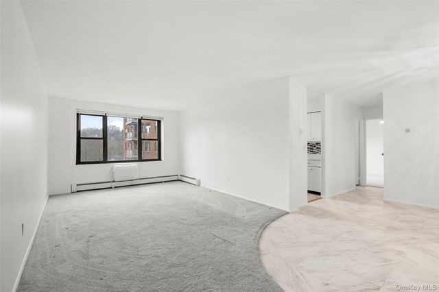 77 Carpenter Avenue 4T, Mount Kisco, NY 10549