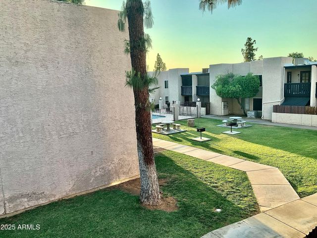 1927 E HAMPTON Avenue 260, Mesa, AZ 85204