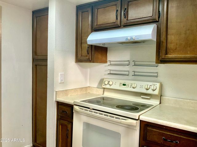 1927 E HAMPTON Avenue 260, Mesa, AZ 85204