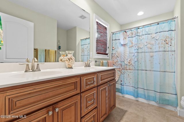 133 NE 3rd Street, Oak Island, NC 28465
