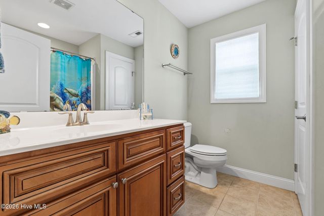 133 NE 3rd Street, Oak Island, NC 28465