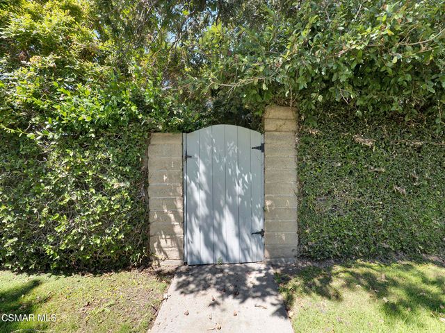 4334 Deerpark Court, Westlake Village, CA 91361