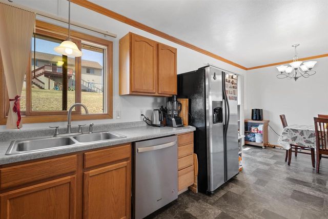 120 Thomas Road, Reedsburg, WI 53959