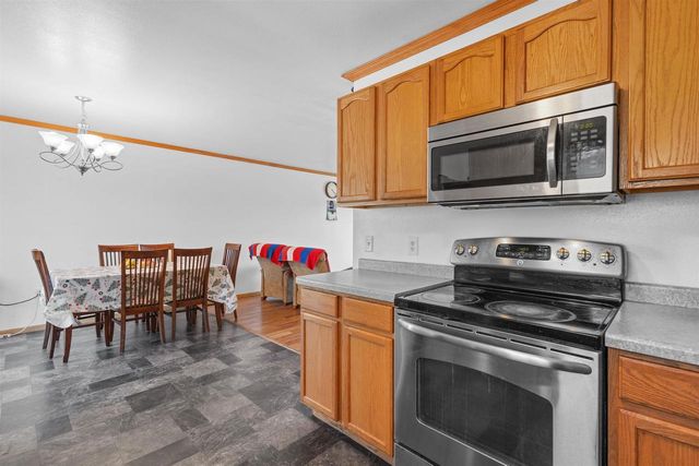 120 Thomas Road, Reedsburg, WI 53959