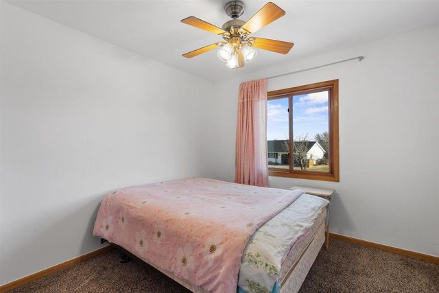 120 Thomas Road, Reedsburg, WI 53959