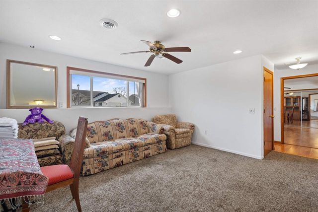 120 Thomas Road, Reedsburg, WI 53959