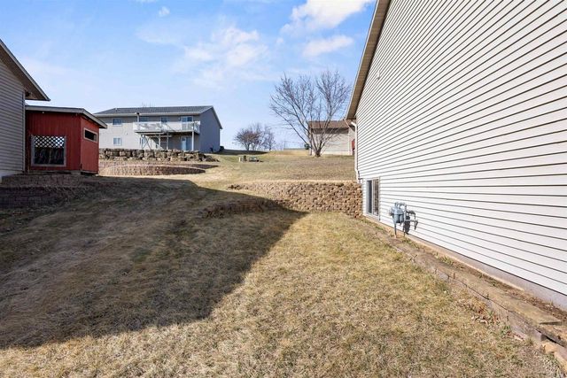 120 Thomas Road, Reedsburg, WI 53959