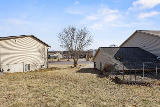 120 Thomas Road, Reedsburg, WI 53959