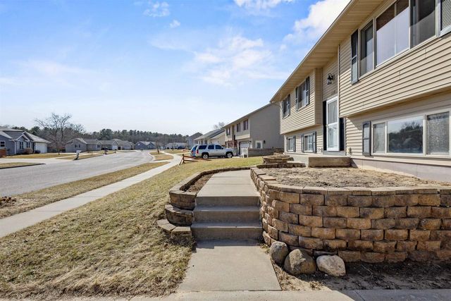 120 Thomas Road, Reedsburg, WI 53959