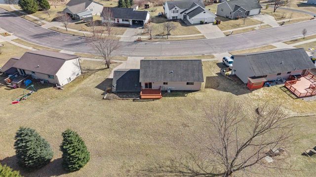 120 Thomas Road, Reedsburg, WI 53959