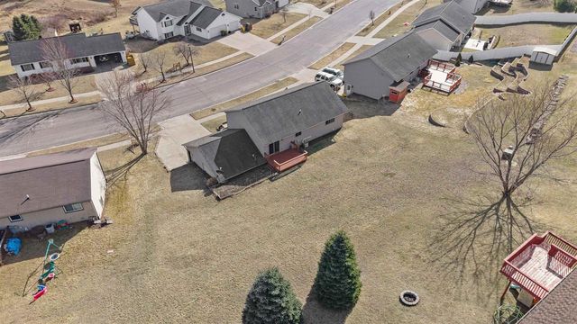 120 Thomas Road, Reedsburg, WI 53959