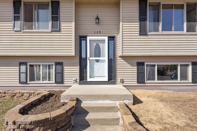 120 Thomas Road, Reedsburg, WI 53959