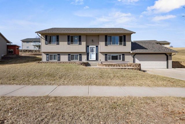 120 Thomas Road, Reedsburg, WI 53959