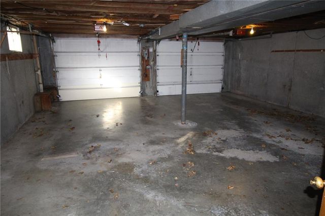 21409 McLouth Road, Mclouth, KS 66054