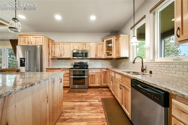 9865 S Highway 67, Cripple Creek, CO 80814