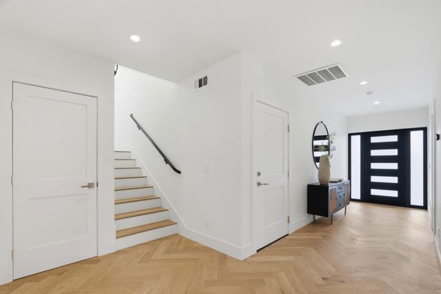 181-179 W Duane Avenue, Sunnyvale, CA 94085