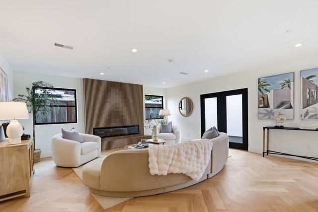 181-179 W Duane Avenue, Sunnyvale, CA 94085