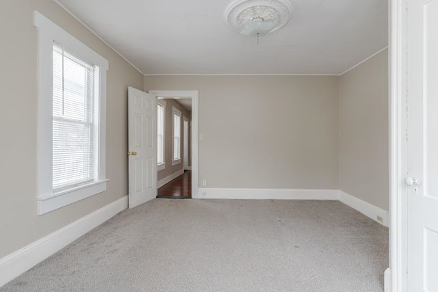 43 6th St Unit A, Dover, NH 03820