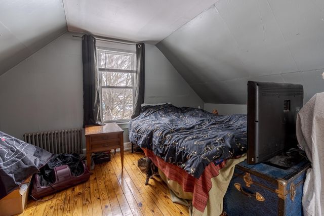 43 6th St Unit A, Dover, NH 03820