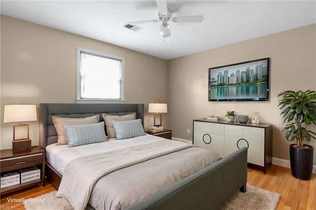 5712 Oak Terrace DR, Virginia Beach, VA 23464