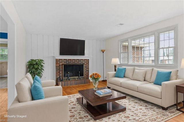 5712 Oak Terrace DR, Virginia Beach, VA 23464