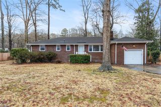 5712 Oak Terrace DR, Virginia Beach, VA 23464