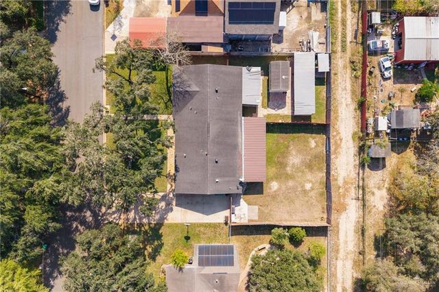 1222 S Bluebonnet Street, Pharr, TX 78577