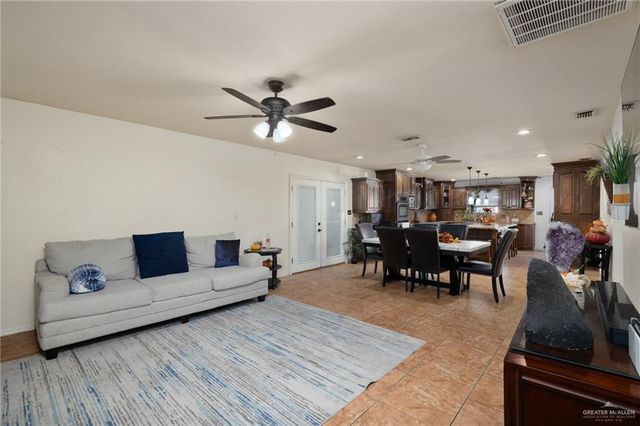 1222 S Bluebonnet Street, Pharr, TX 78577