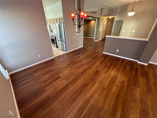 5001 Palm View Drive, Las Vegas, NV 89130