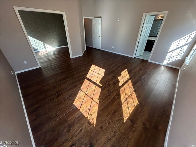 5001 Palm View Drive, Las Vegas, NV 89130