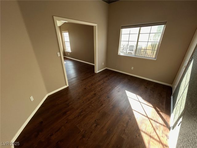 5001 Palm View Drive, Las Vegas, NV 89130