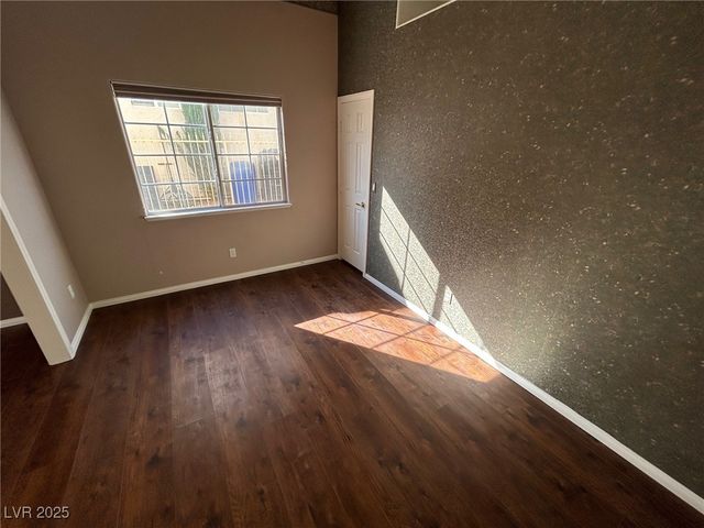 5001 Palm View Drive, Las Vegas, NV 89130