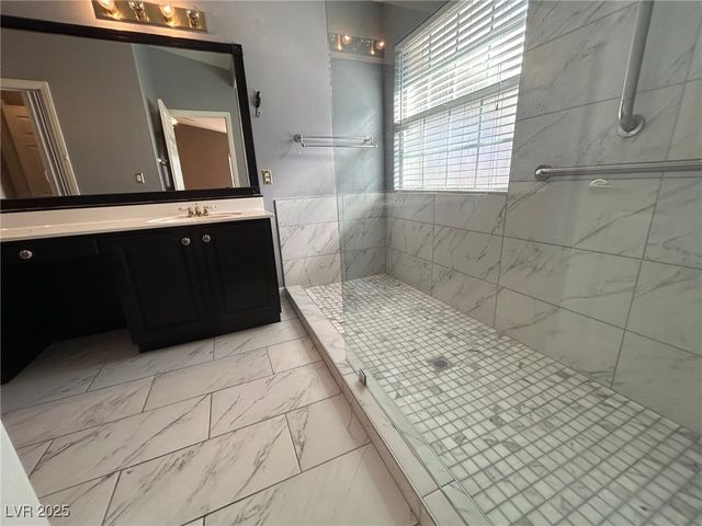 5001 Palm View Drive, Las Vegas, NV 89130