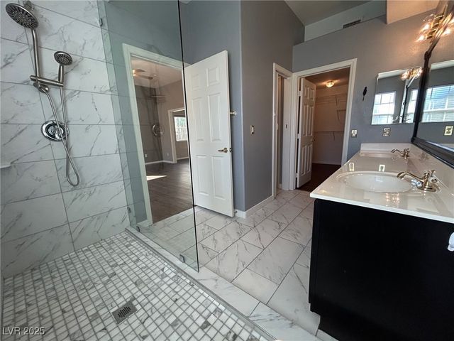 5001 Palm View Drive, Las Vegas, NV 89130