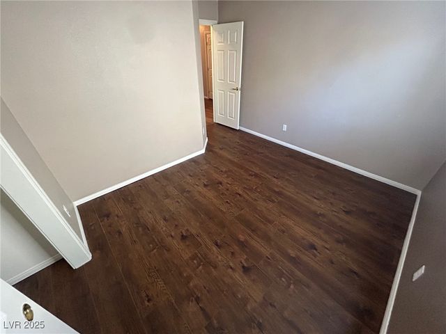 5001 Palm View Drive, Las Vegas, NV 89130