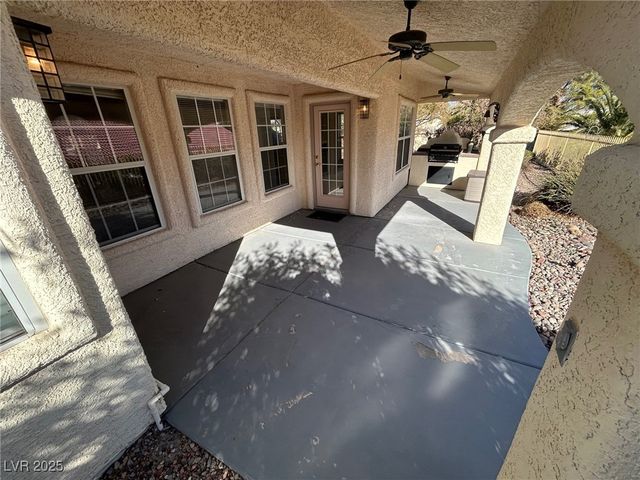 5001 Palm View Drive, Las Vegas, NV 89130