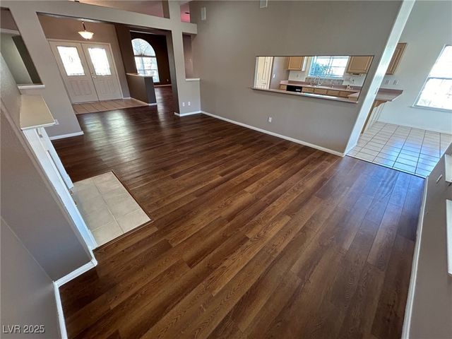 5001 Palm View Drive, Las Vegas, NV 89130